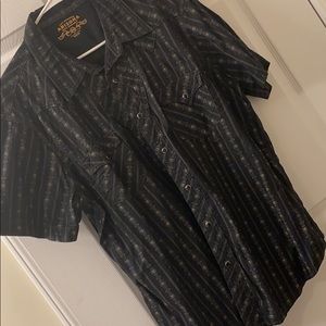 Men’s Short Sleeve Button Down